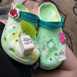 Margaritaville crocs!